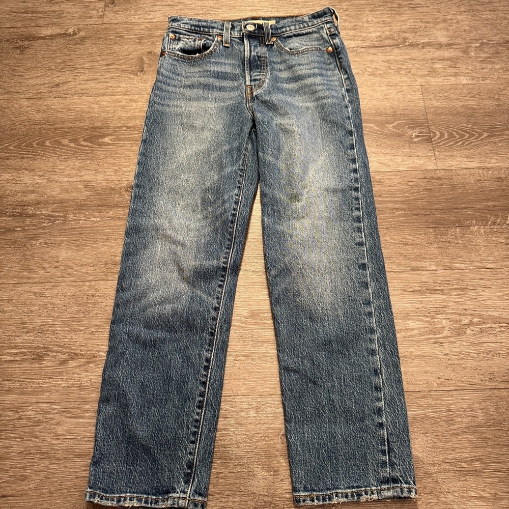 Levis Jeans‎ Womens 24 Blue Denim Wedgie Straight Cotton Casual 24x24 Western